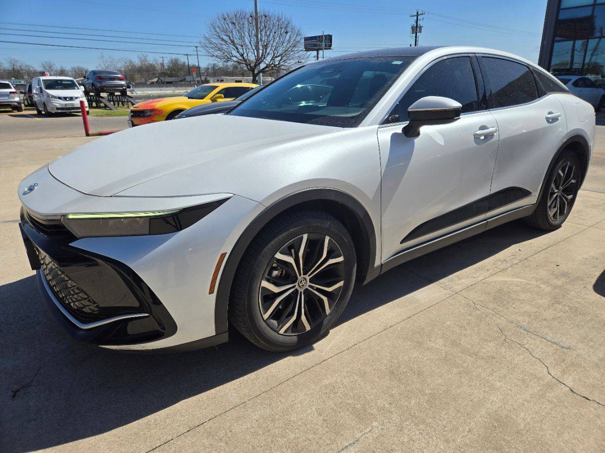 2023 Toyota Crown Limited — Sedan — 24,637 mi — Austin, TX