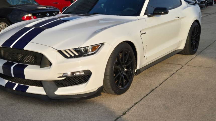 2016 Ford Mustang Shelby GT350 — Coupe — 33,388 mi — Austin, TX