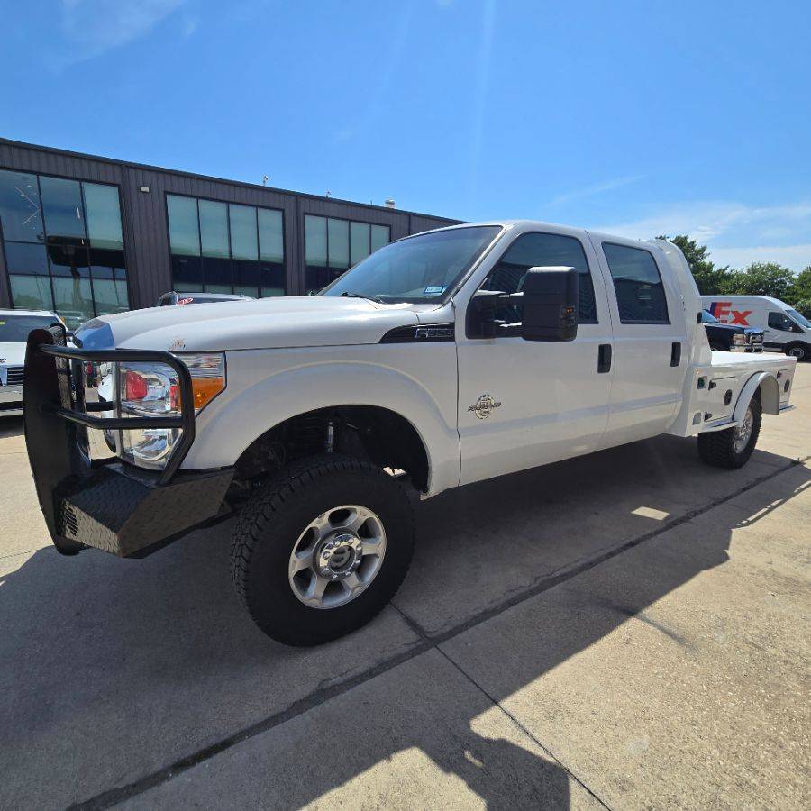 2016 Ford Super Duty F-350 XLT — Pickup Truck — 30,526 mi — Austin, TX