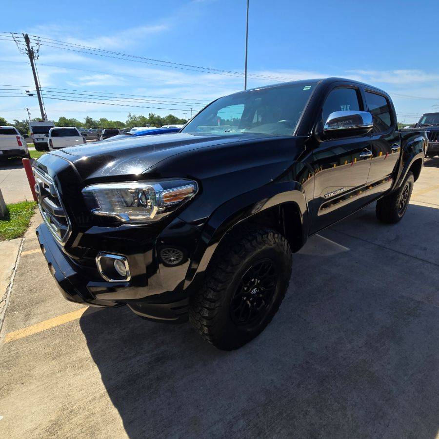 2017 Toyota Tacoma Limited — Pickup Truck — 94,962 mi — Austin, TX