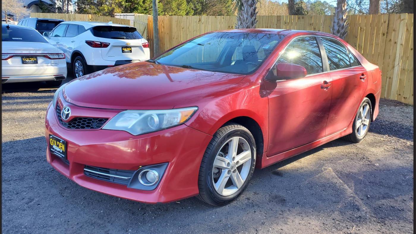 2014 Toyota Camry SE Sport — Sedan — 151,177 mi — Columbia, SC
