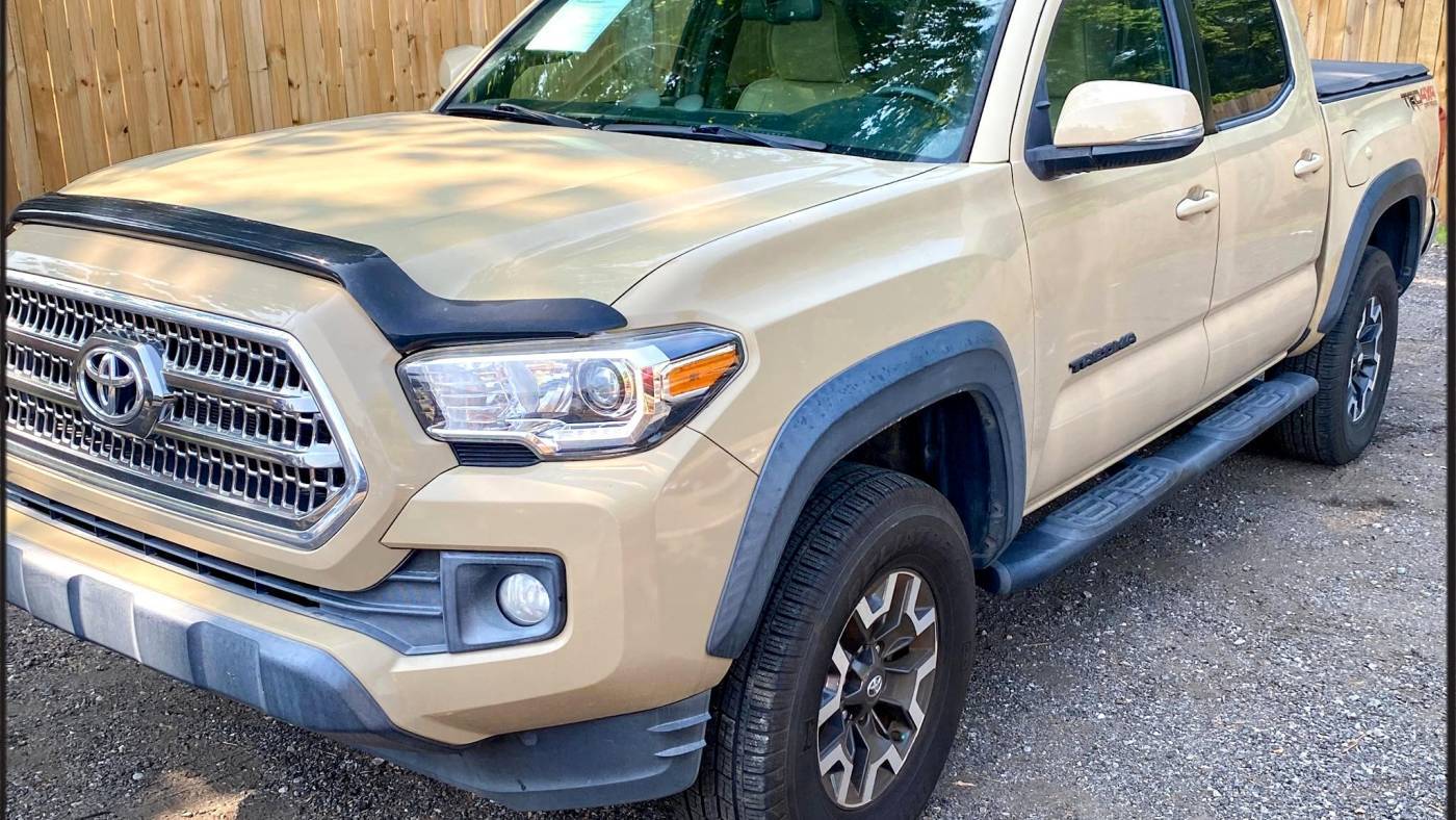 2017 Toyota Tacoma TRD Sport