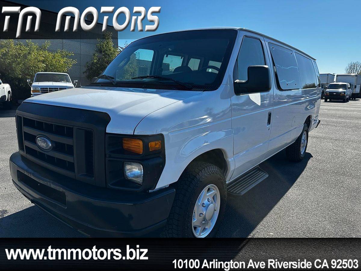 2008 Ford Econoline Wagon E-350 Super Duty XLT