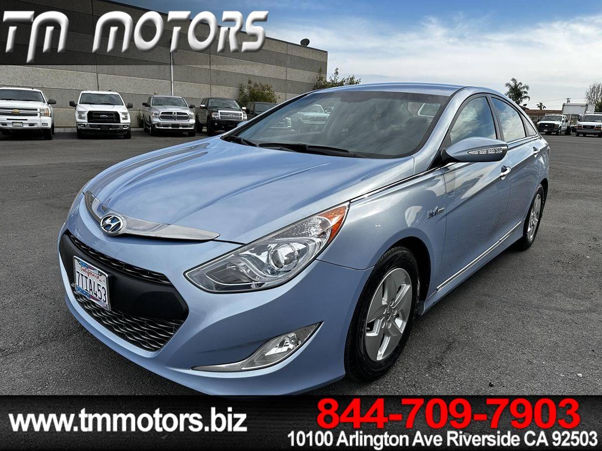 2012 Hyundai Sonata Hybrid Base — Sedan — 128,587 mi — Riverside, CA