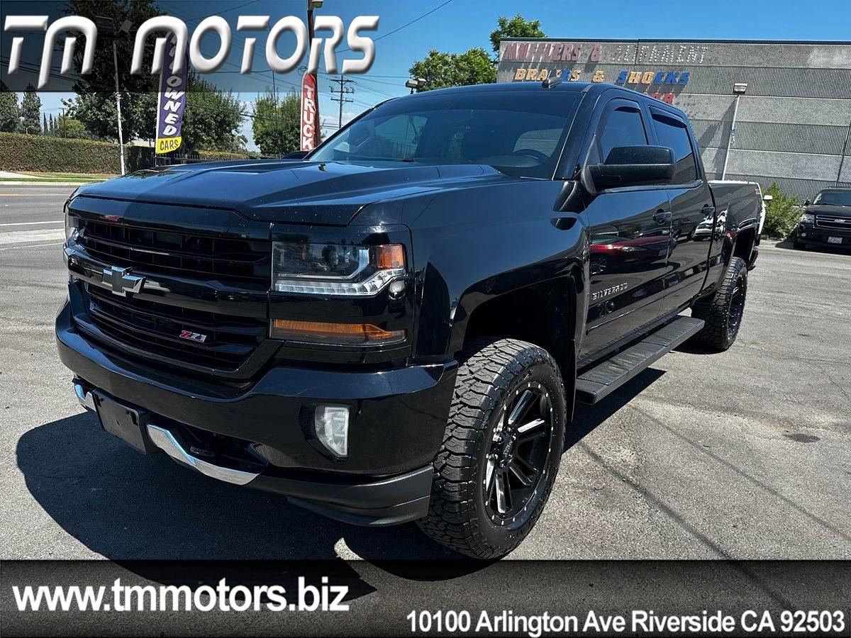 2017 Chevrolet Silverado 1500 LT — Pickup Truck — 140,814 mi — Riverside, CA