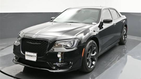 2023 Chrysler 300 Touring L For Sale in Beaumont TX