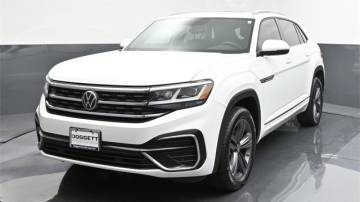 2021 Volkswagen Atlas Cross Sport SE with Technology R Line For