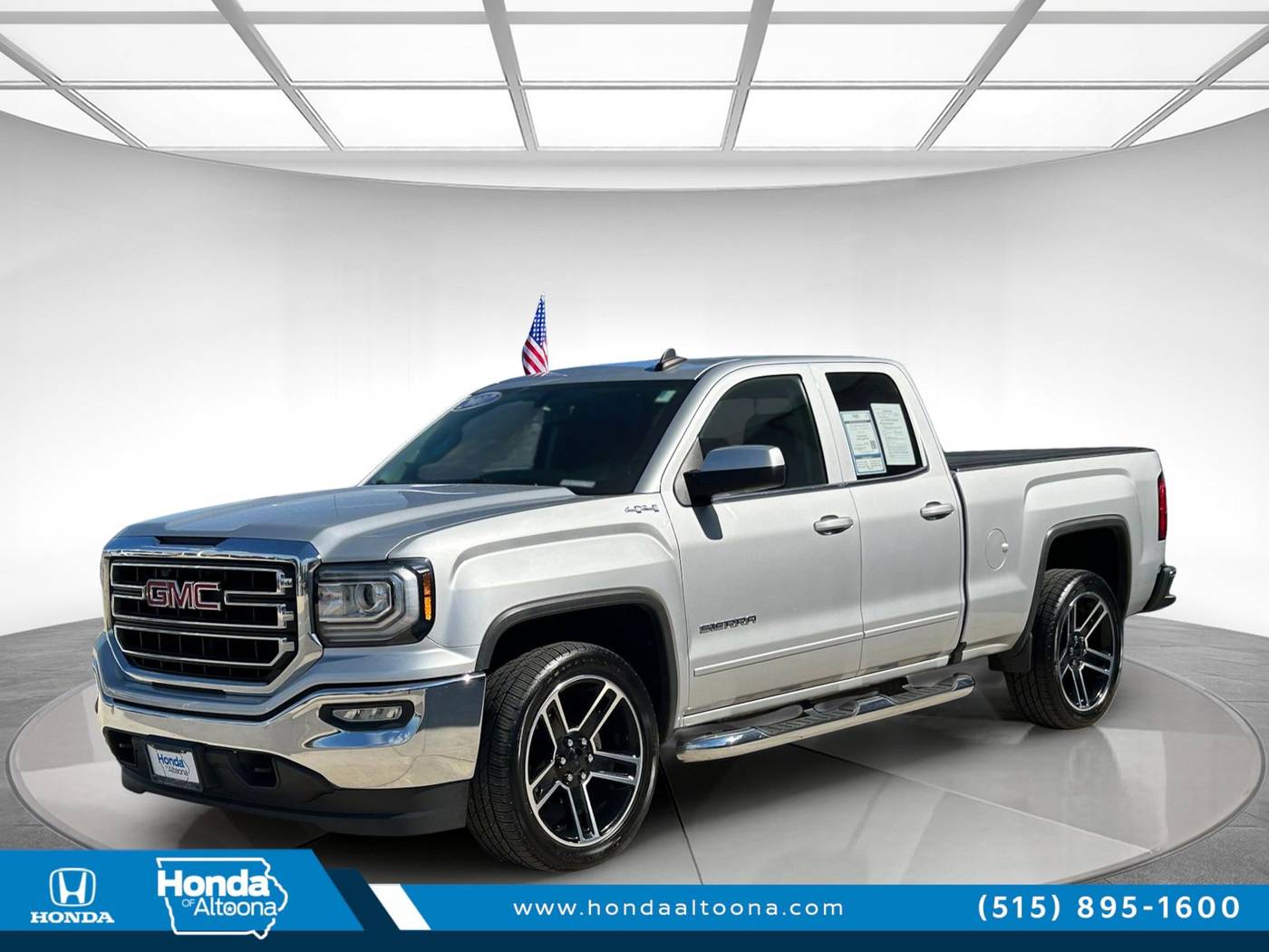 2017 GMC Sierra 1500 SLE — Pickup Truck — 63,295 mi — Altoona, IA