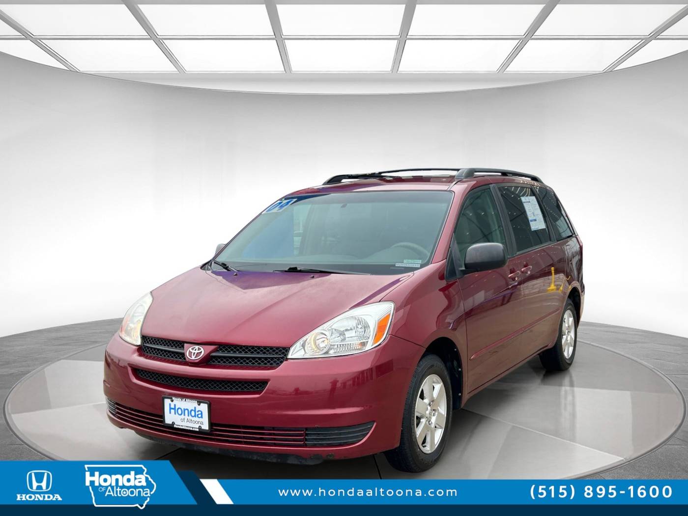 2004 Toyota Sienna LE — Minivan — 260,200 mi — Altoona, IA