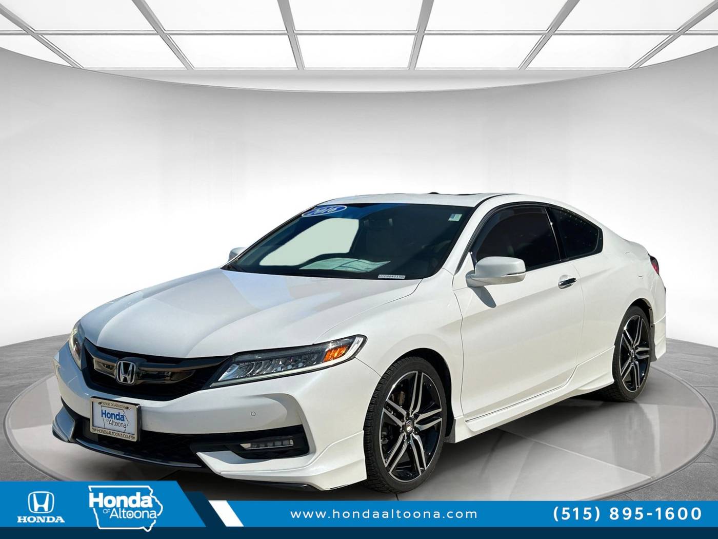 2016 Honda Accord Touring — Coupe — 80,363 mi — Altoona, IA