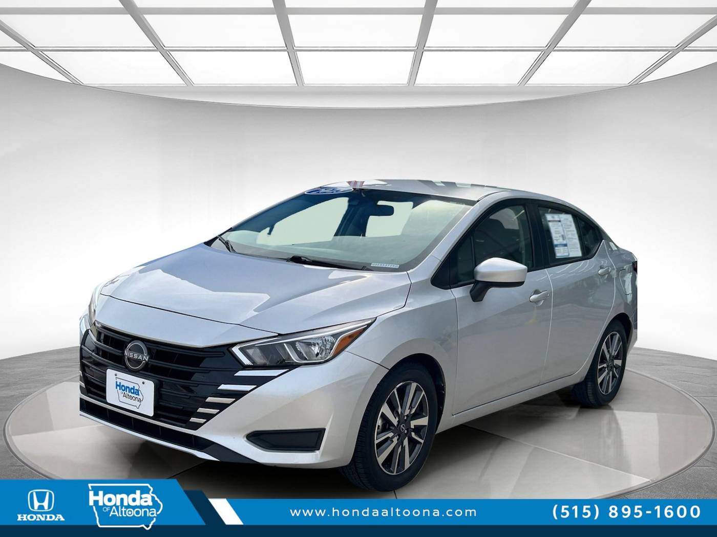 2023 Nissan Versa SV — Sedan — 59,507 mi — Altoona, IA