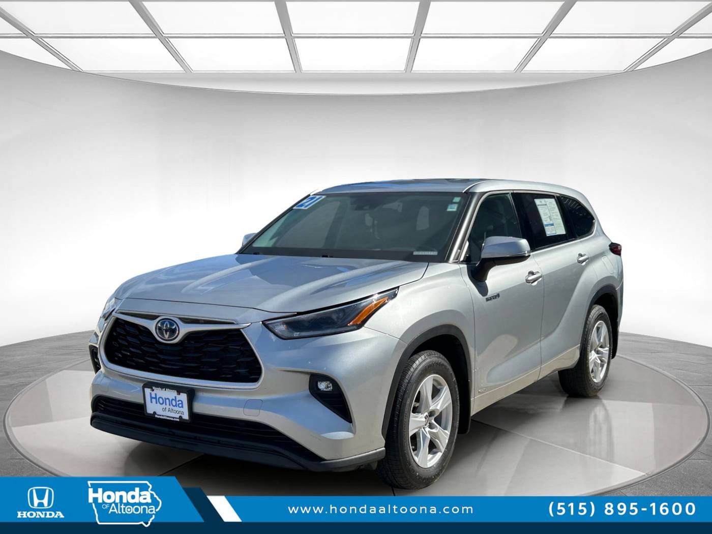 2021 Toyota Highlander Hybrid LE — SUV — 51,517 mi — Altoona, IA