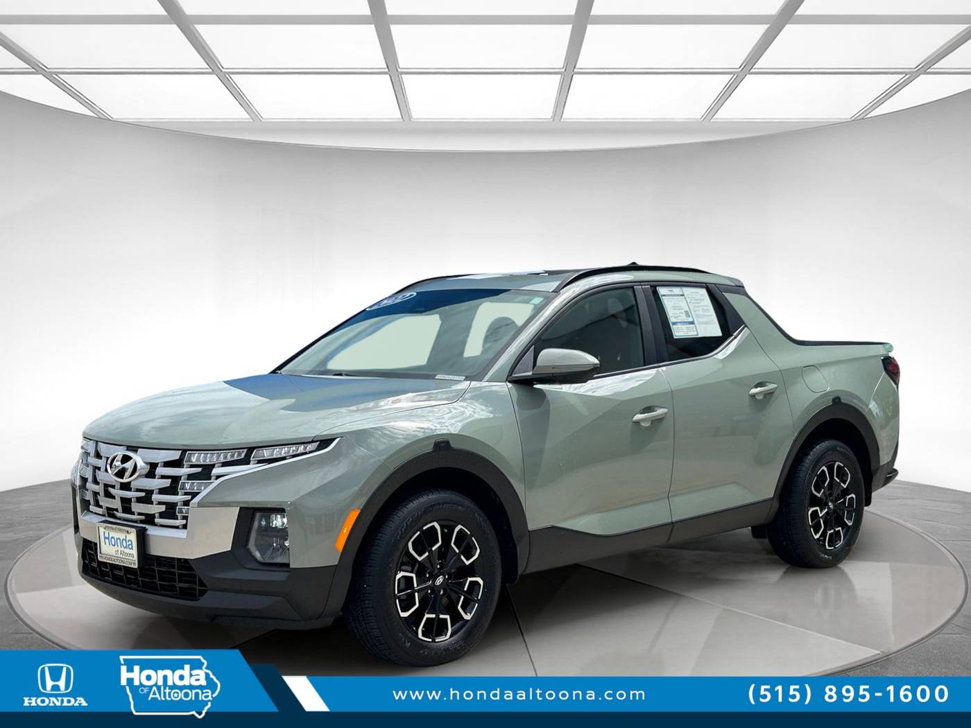 2022 Hyundai Santa Cruz SEL Premium — Pickup Truck — 41,604 mi — Altoona, IA