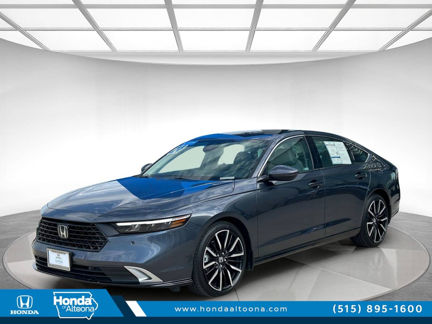 2024 Honda Accord Hybrid Touring — Sedan — 9,661 mi — Altoona, IA