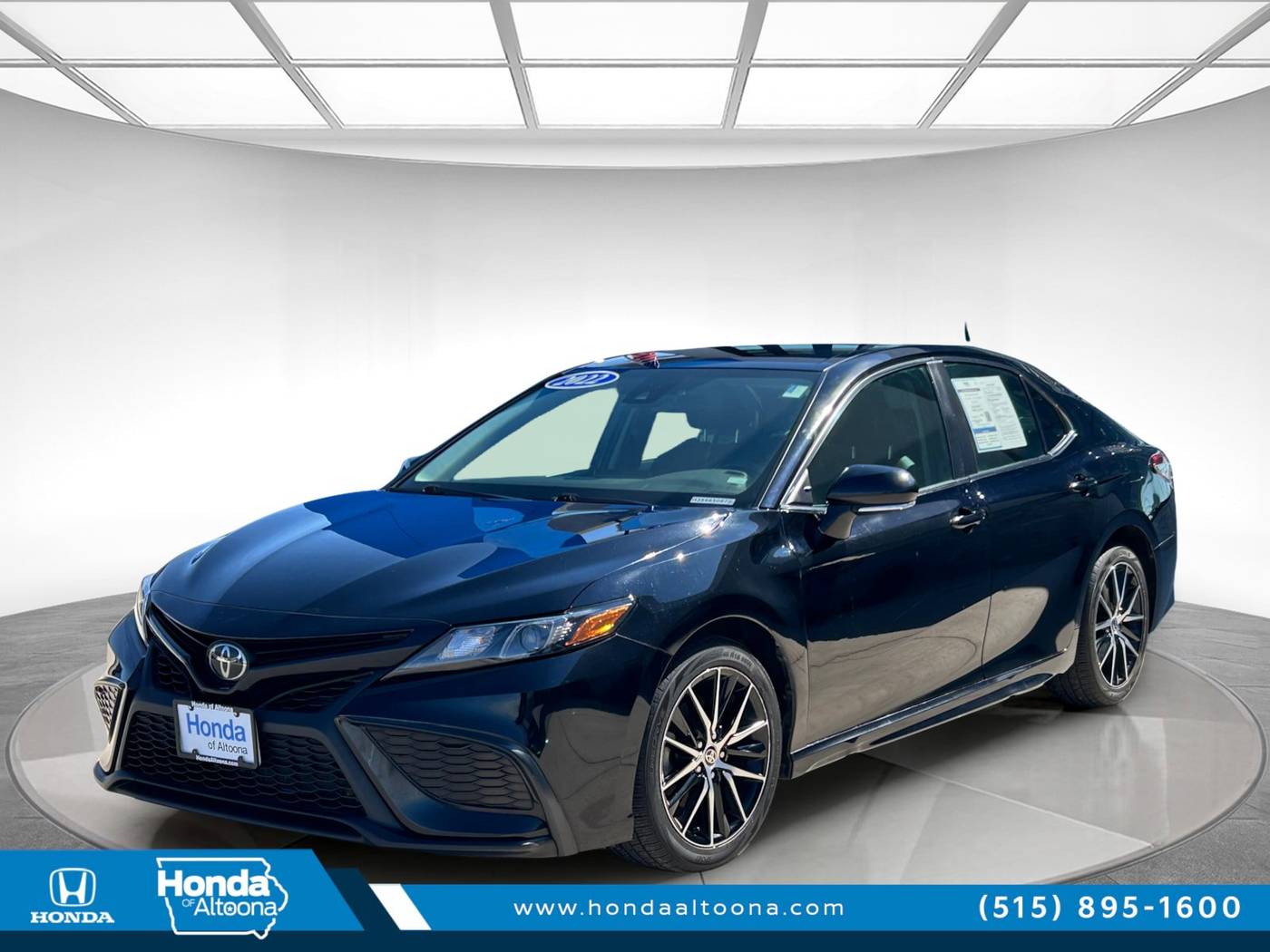 2022 Toyota Camry SE — Sedan — 59,442 mi — Altoona, IA