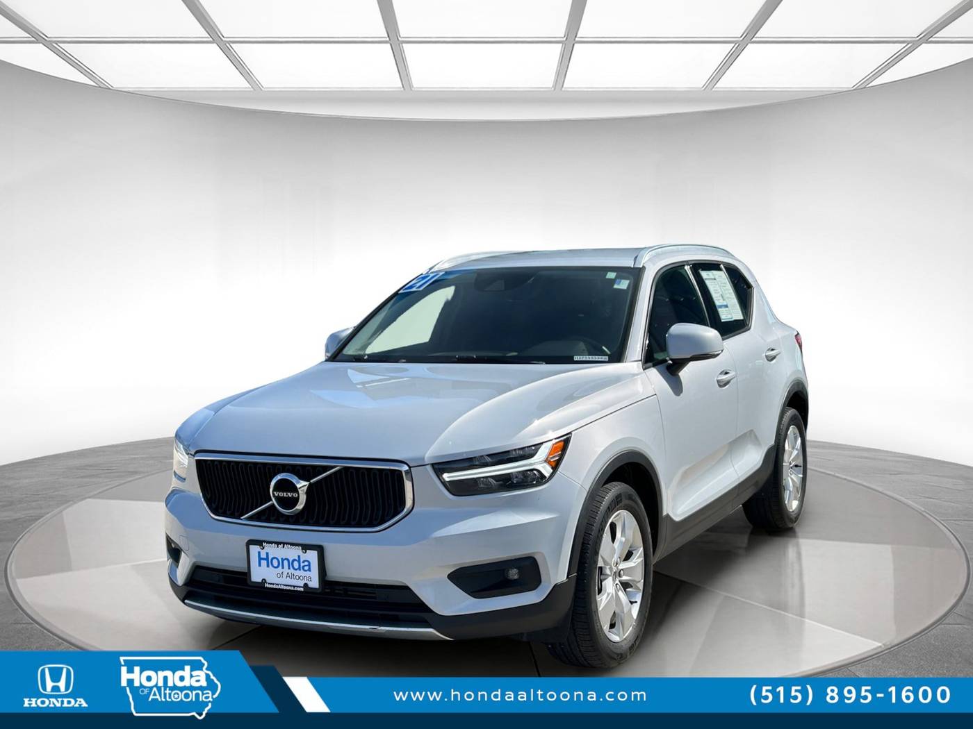 2021 Volvo XC40 Momentum — SUV — 77,789 mi — Altoona, IA