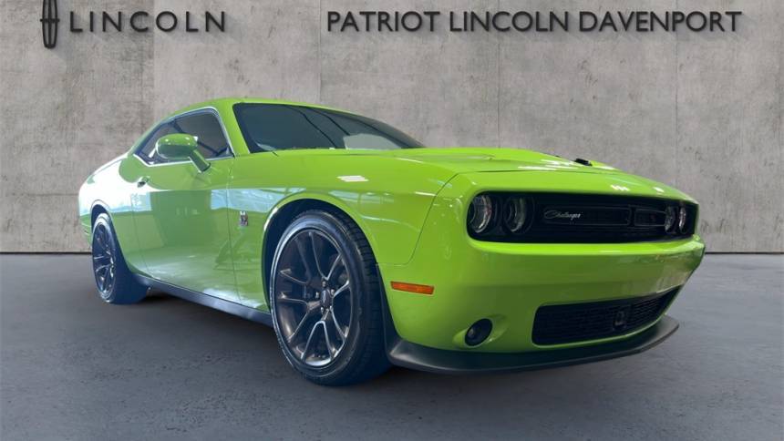 2023 Dodge Challenger R/T Scat Pack — Coupe — 1,340 mi — Davenport, IA