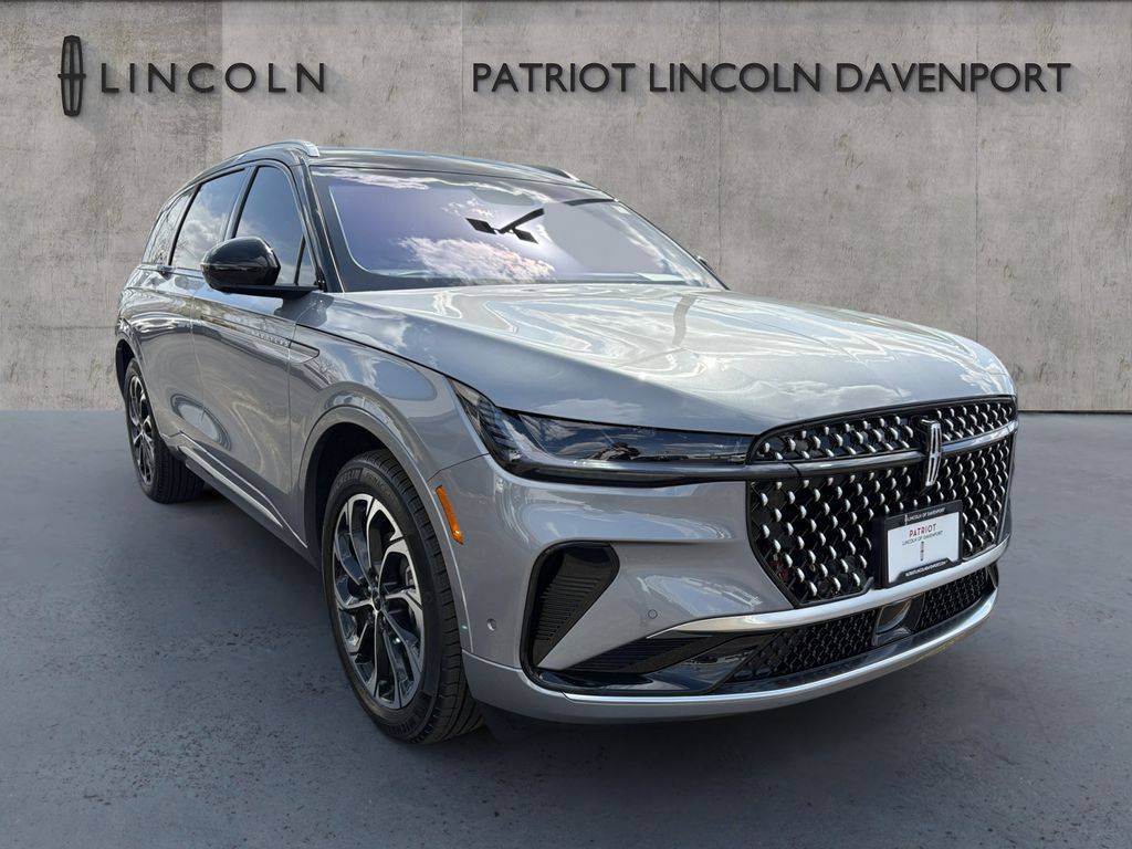 2024 Lincoln Nautilus Reserve — SUV — 1,821 mi — Davenport, IA