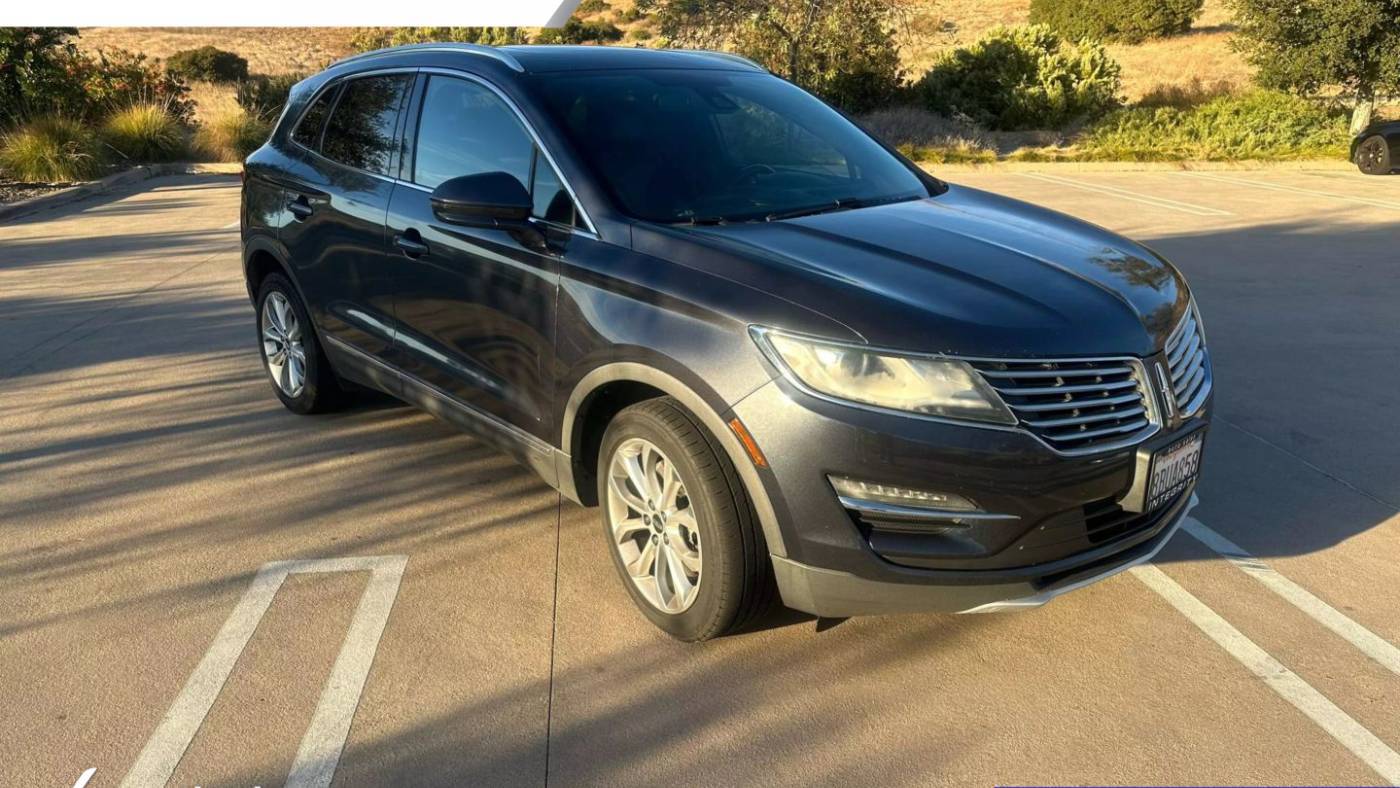 2015 Lincoln MKC Base