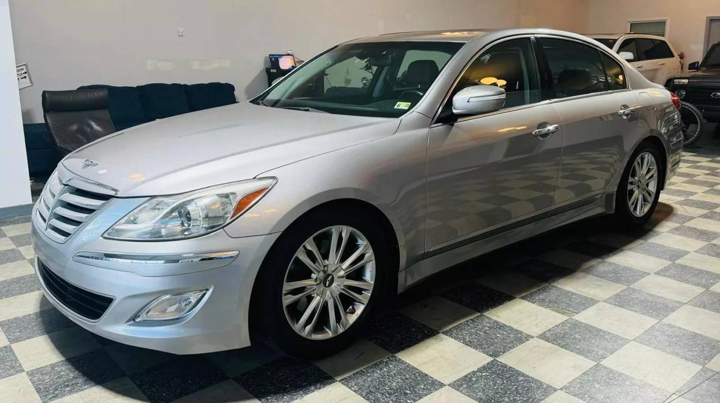 2012 Hyundai Genesis 3.8 — Sedan — 84,548 mi — Stafford, VA