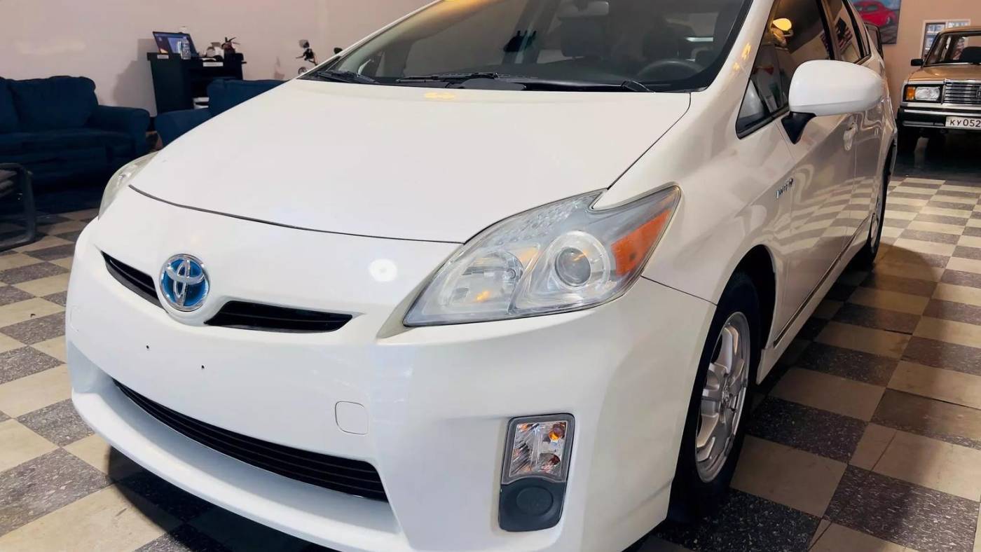 2011 Toyota Prius Three — Sedan — 165,545 mi — Stafford, VA
