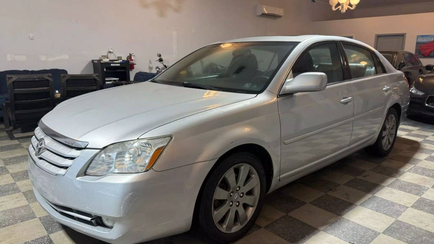 2006 Toyota Avalon Touring — Sedan — 140,876 mi — Stafford, VA