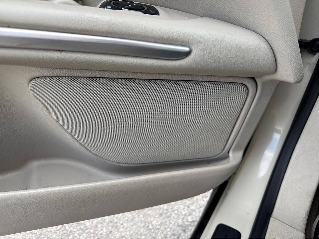 2016 Lincoln MKZ Hybrid — Sedan — 140,952 mi — Tampa, FL