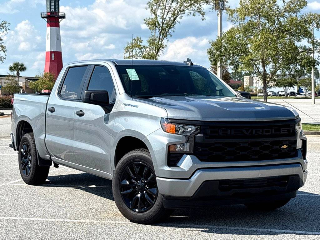 2025 Chevrolet Silverado 1500 Custom — Pickup Truck — 7,700 mi — Pooler, GA