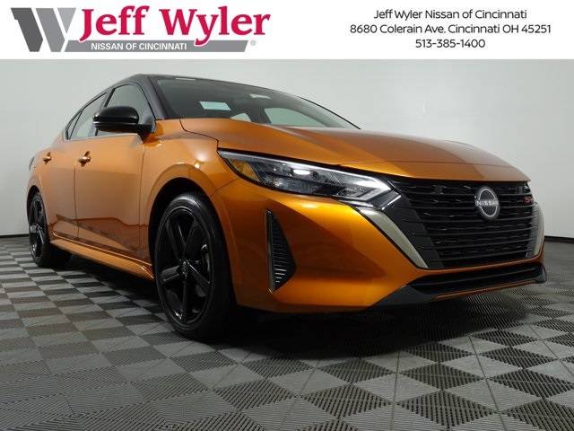 2025 Nissan Sentra SR — Sedan — 3,699 mi — Cincinnati, OH
