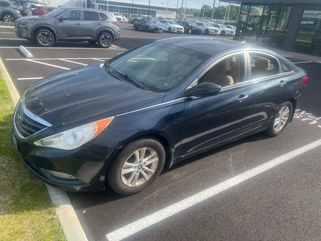 2013 Hyundai Sonata GLS — Sedan — 106,075 mi — Cincinnati, OH