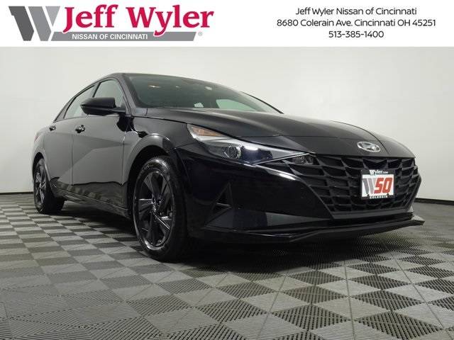 2023 Hyundai Elantra SEL — Sedan — 15,366 mi — Cincinnati, OH