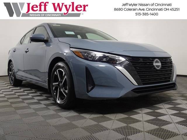 2025 Nissan Sentra SV — Sedan — 5,044 mi — Cincinnati, OH