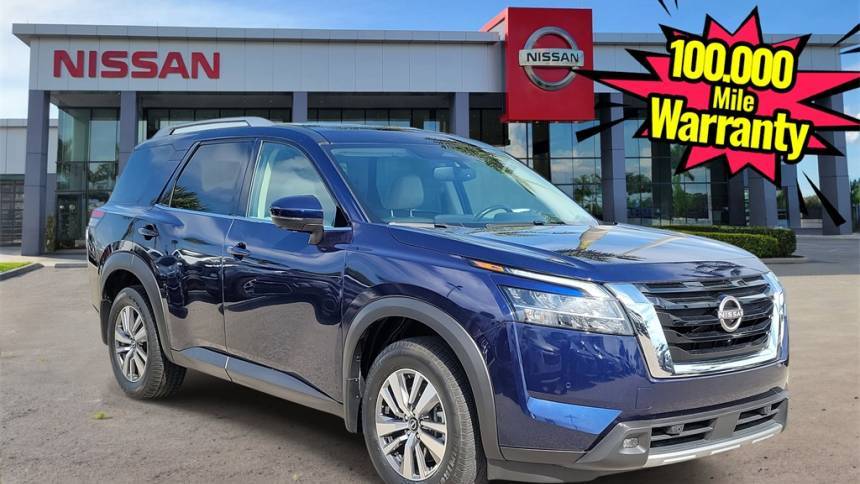 2022 Nissan Pathfinder SL