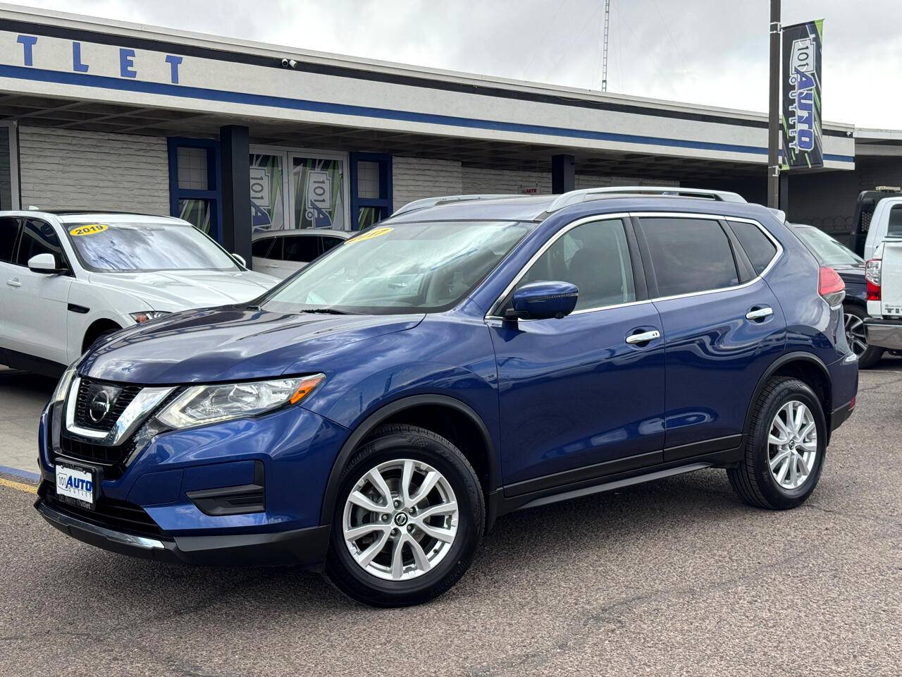 2017 Nissan Rogue SV — SUV — 71,964 mi — Scottsdale, AZ
