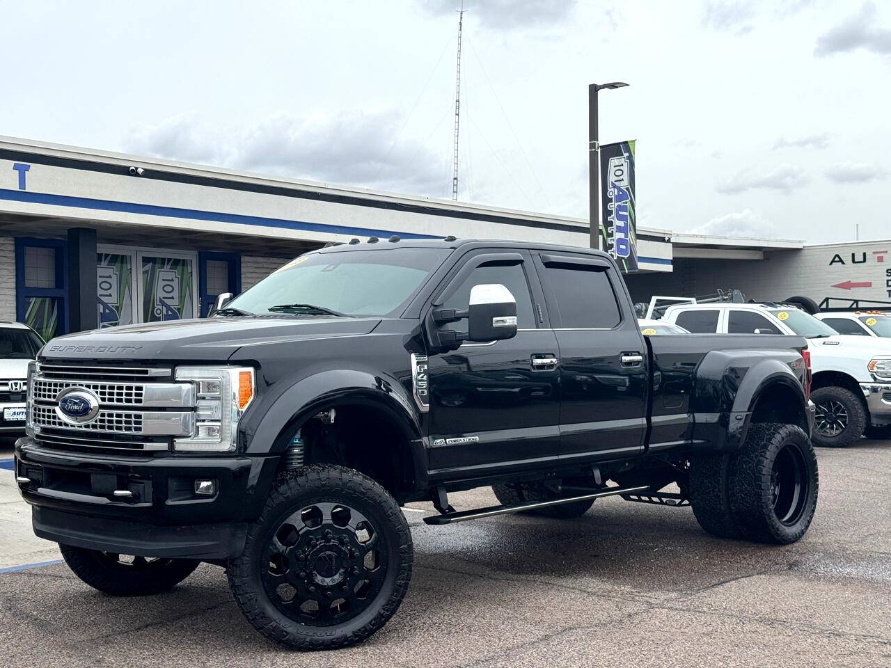 2018 Ford Super Duty F-450 Platinum — Pickup Truck — 99,496 mi — Scottsdale, AZ