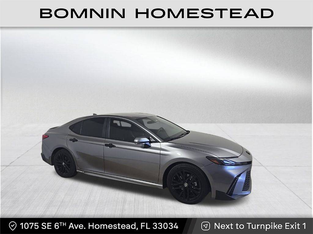 2025 Toyota Camry Hybrid SE — Sedan — 15,238 mi — Homestead, FL