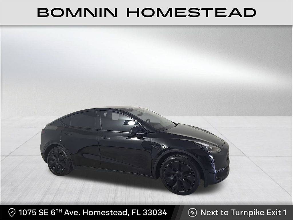 2024 Tesla Model Y Standard Range — SUV — 25,133 mi — Homestead, FL