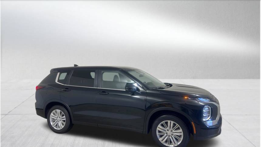 2023 Mitsubishi Outlander ES — SUV — 4,764 mi — Homestead, FL