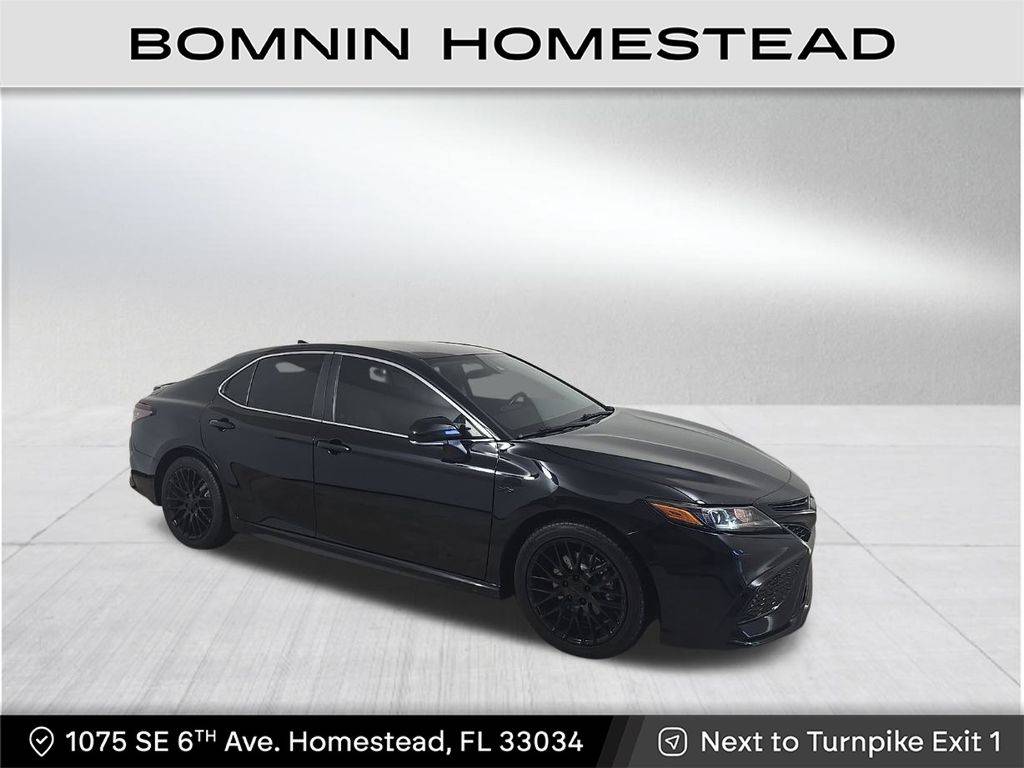 2022 Toyota Camry SE — Sedan — 54,602 mi — Homestead, FL