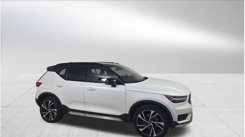 2021 Volvo XC40 T5 R-Design