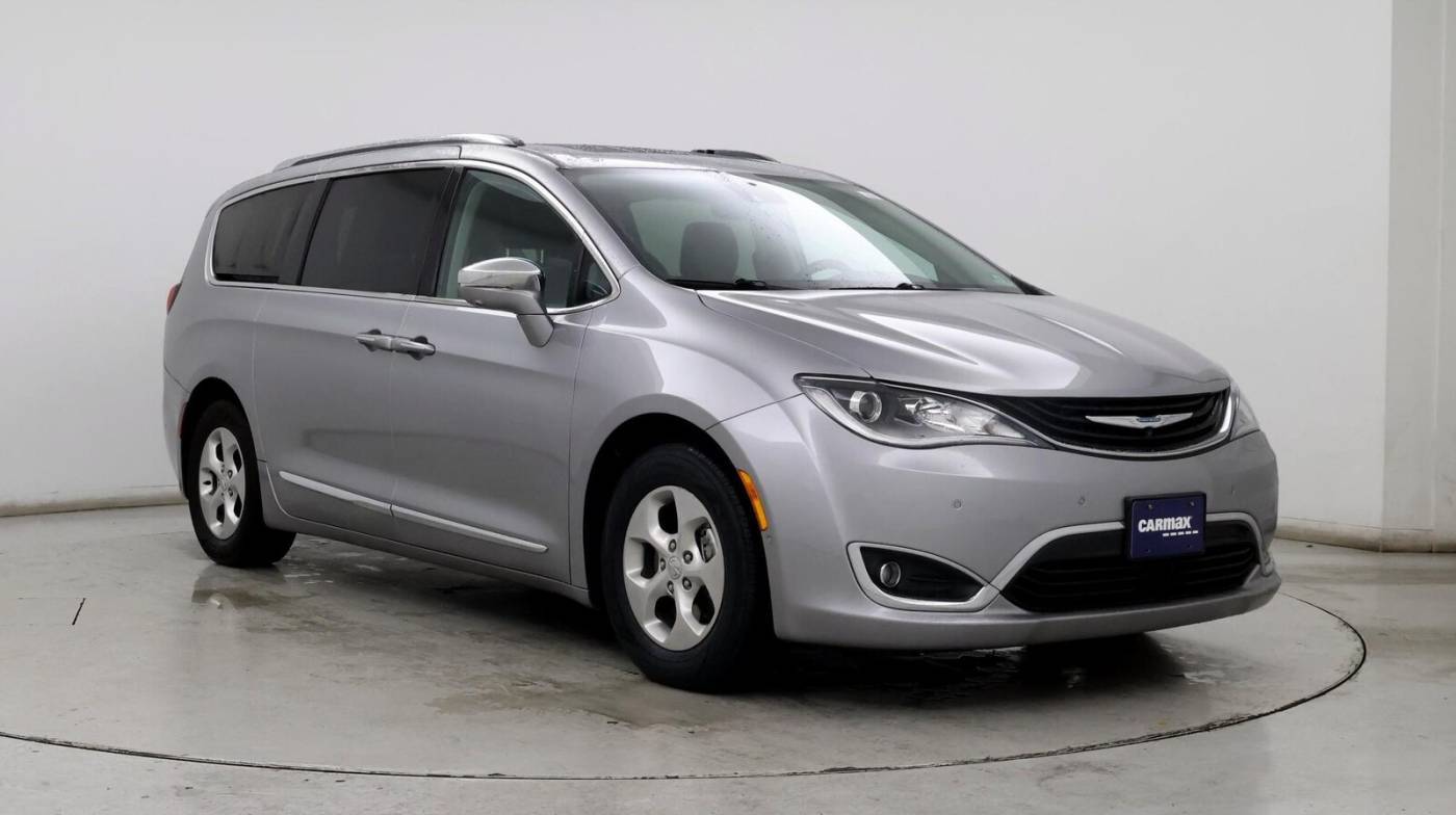 2018 Chrysler Pacifica Hybrid Limited — Minivan — 60,626 mi — Green Brook Township, NJ