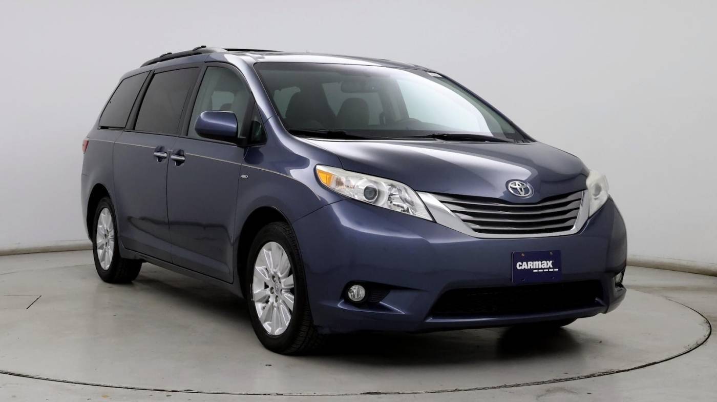 2016 Toyota Sienna XLE Premium — Minivan — 65,997 mi — Green Brook Township, NJ