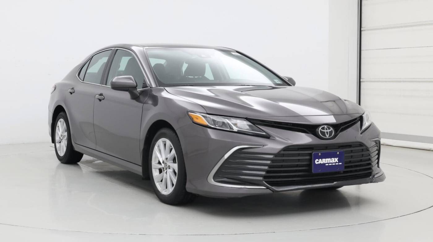 2023 Toyota Camry LE — Sedan — 8,615 mi — Smithtown, NY
