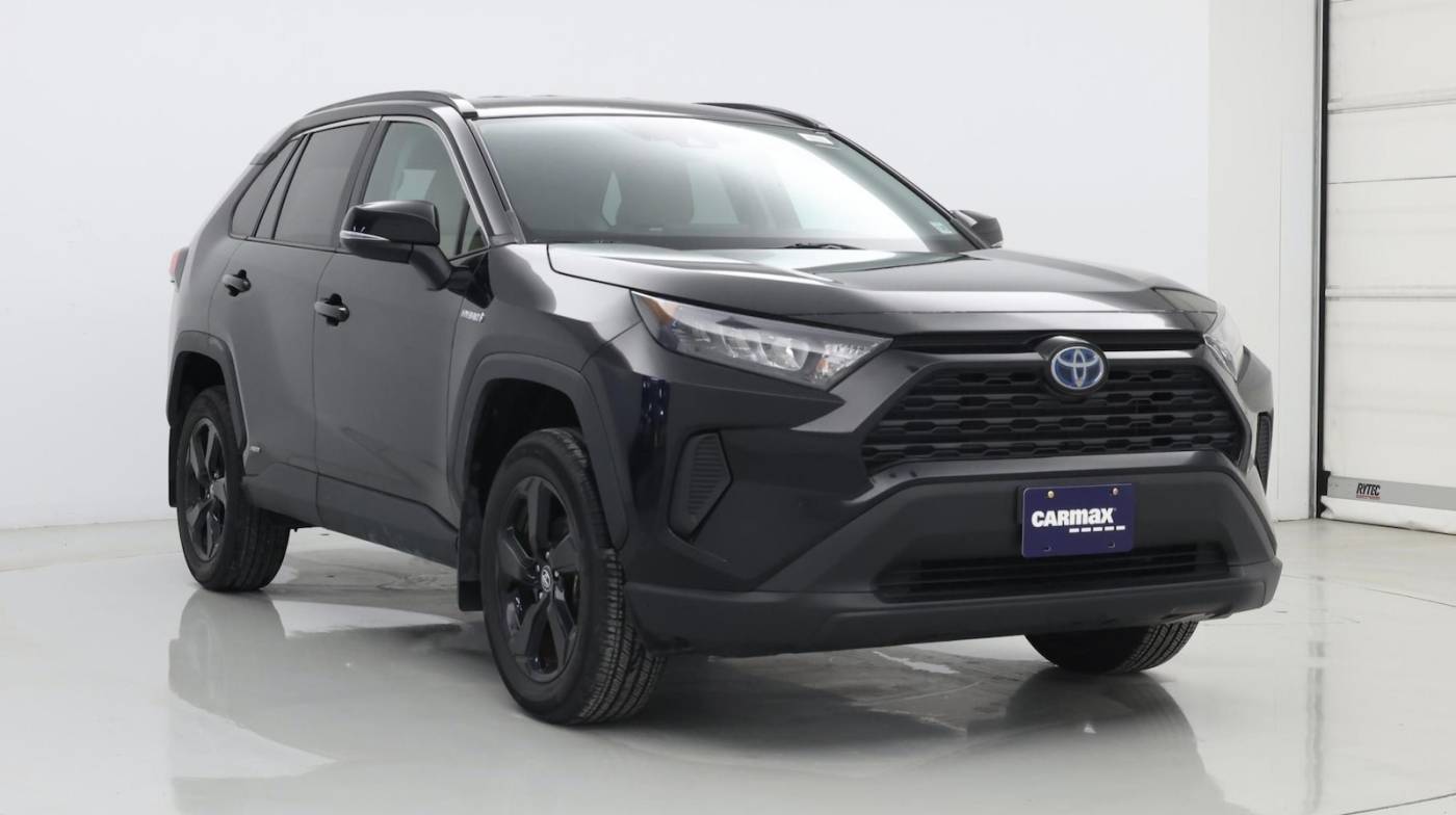 2020 Toyota RAV4 Hybrid LE — SUV — 30,703 mi — Smithtown, NY