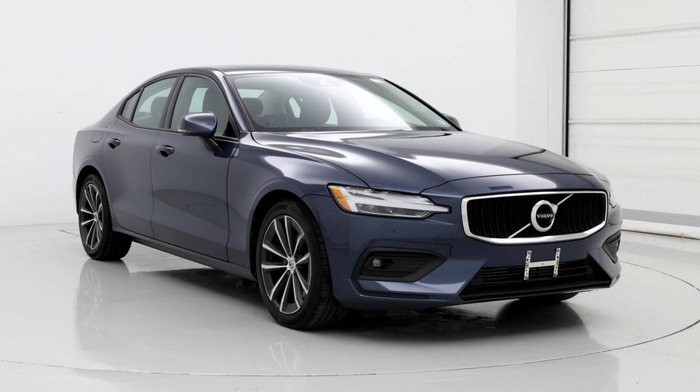 2021 Volvo S60 Momentum — Sedan — 14,383 mi — Smithtown, NY