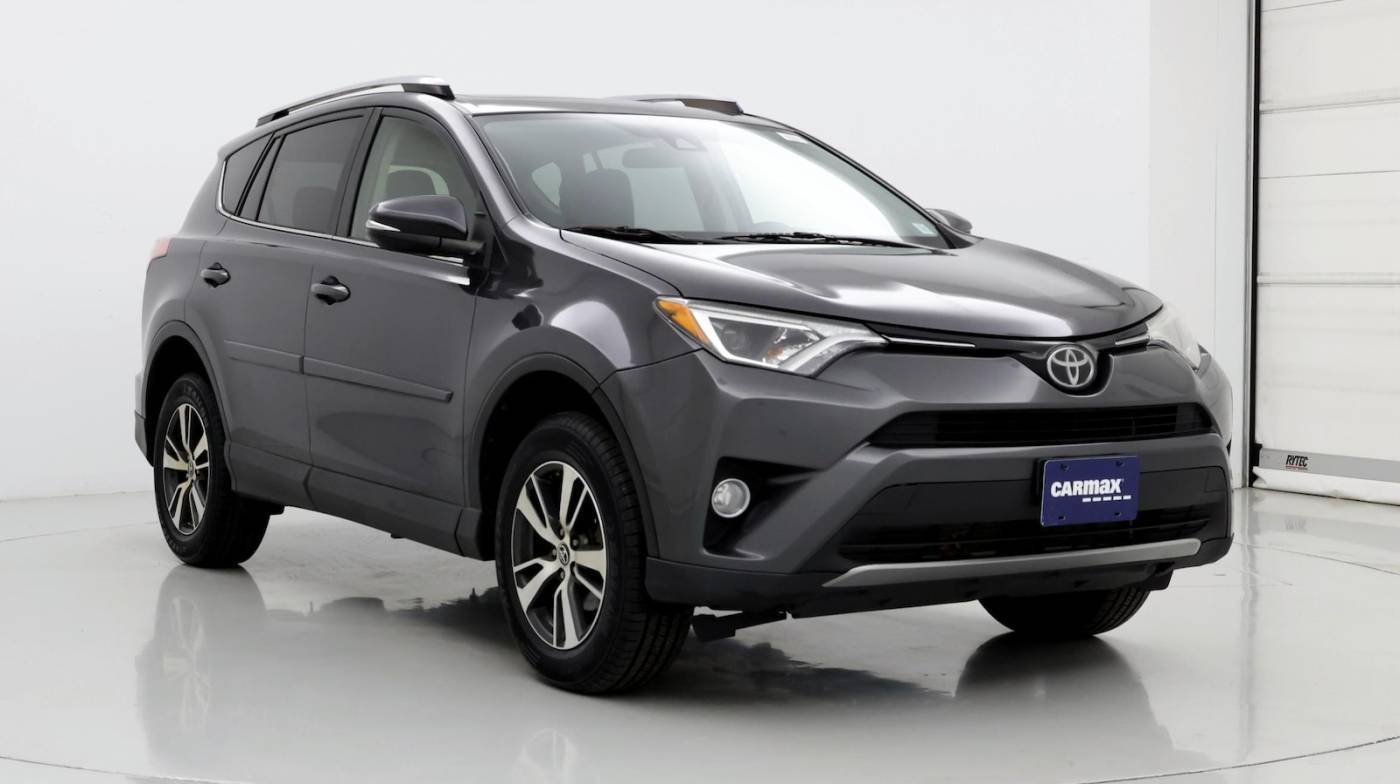 2018 Toyota RAV4 XLE — SUV — 99,505 mi — Smithtown, NY