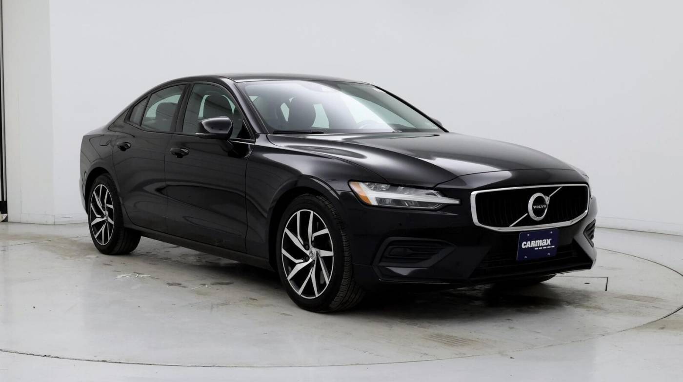 2020 Volvo S60 Momentum — Sedan — 30,585 mi — Smithtown, NY