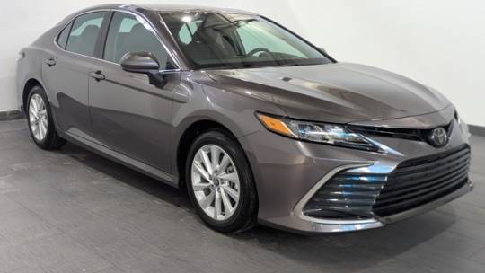 2024 Toyota Camry LE — Sedan — 11,479 mi — Brook Park, OH