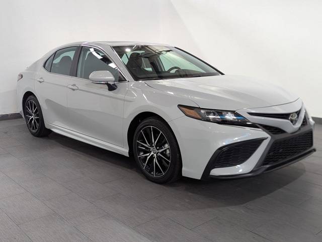2024 Toyota Camry SE — Sedan — 10,189 mi — Brook Park, OH
