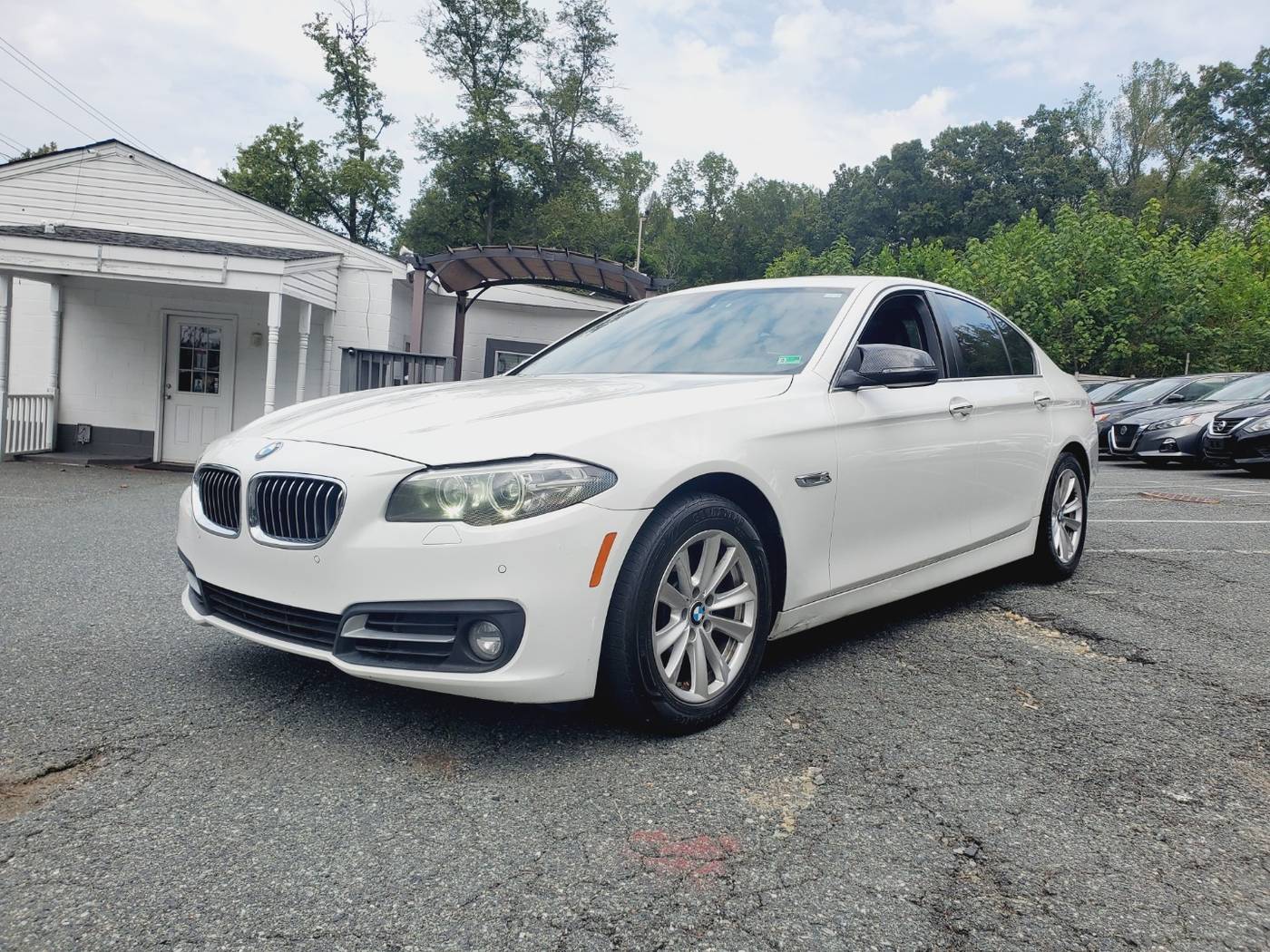 2015 BMW 5 Series 528i — Sedan — 129,294 mi — Fredericksburg, VA